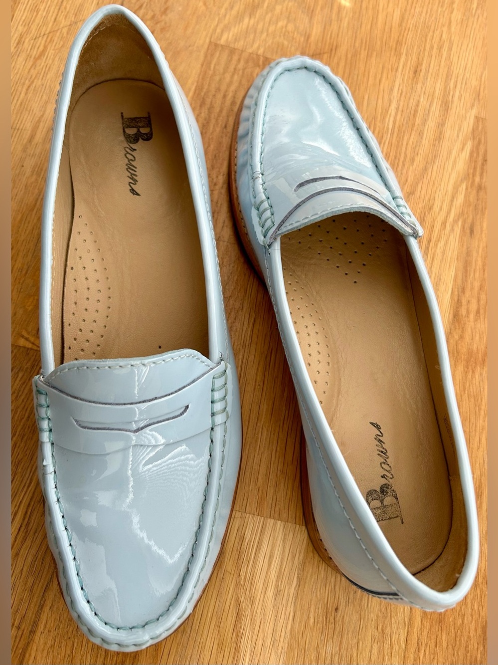 Browns “Finch” Penny Loafer in Patent Leather. 
Made in Brazil. - Picture 6 of 11